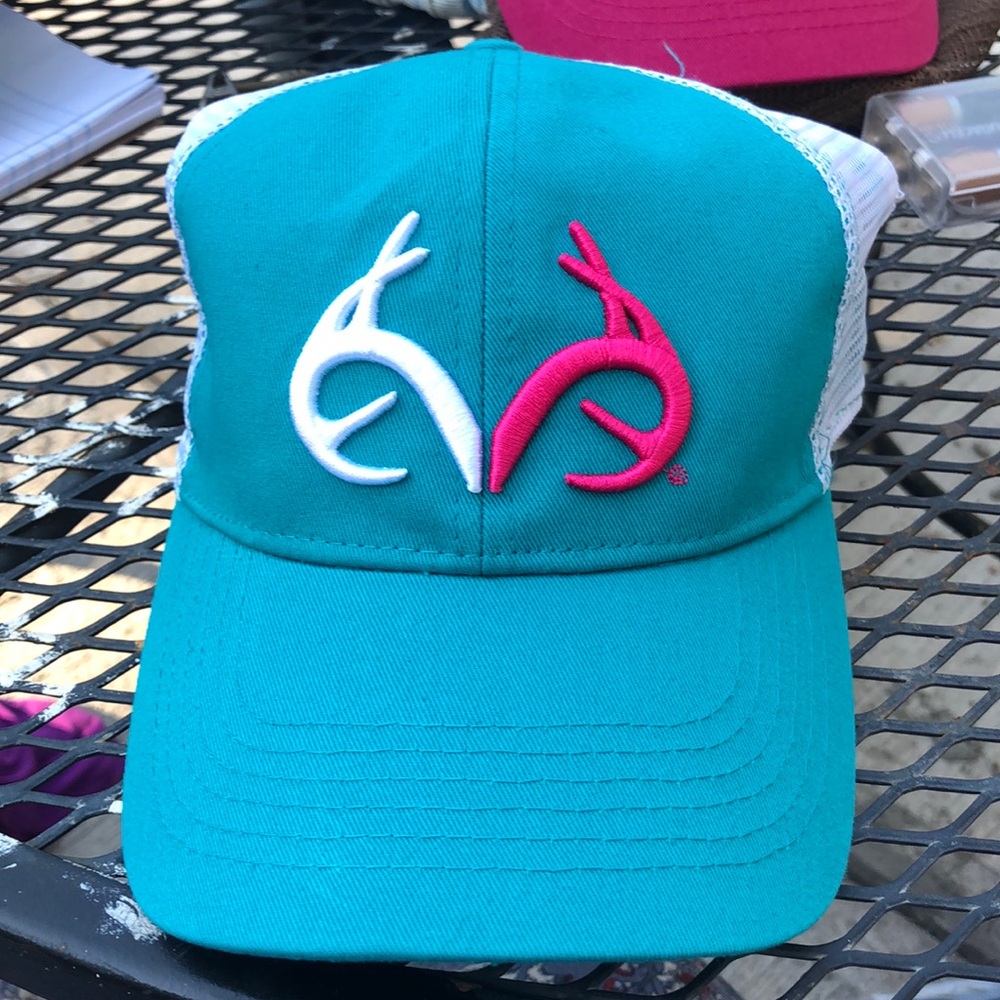 NWT Realtree Women's Truckers Hat Pink and Green Mesh Snap Back Antler Logo New